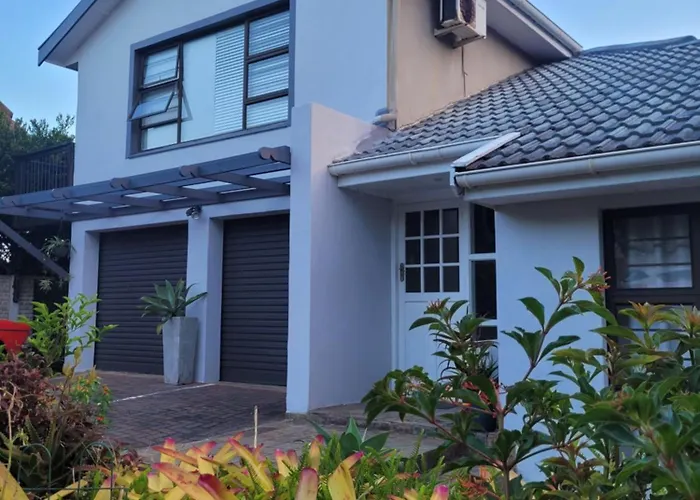 Deja\' Blu Bed And Breakfast